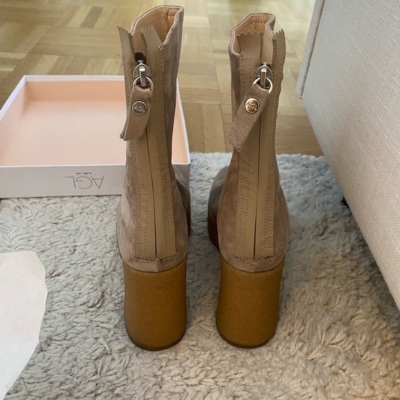 AGL Shan Suede Boot in Taupe - Picture 14 of 16